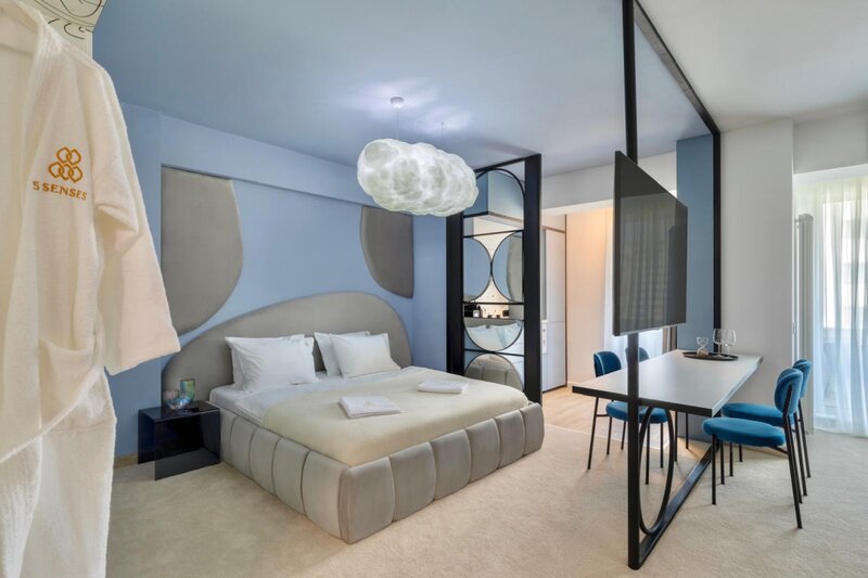 Mamaia Nord Alezzi Infinity  Studio Premium  vedere la mare
